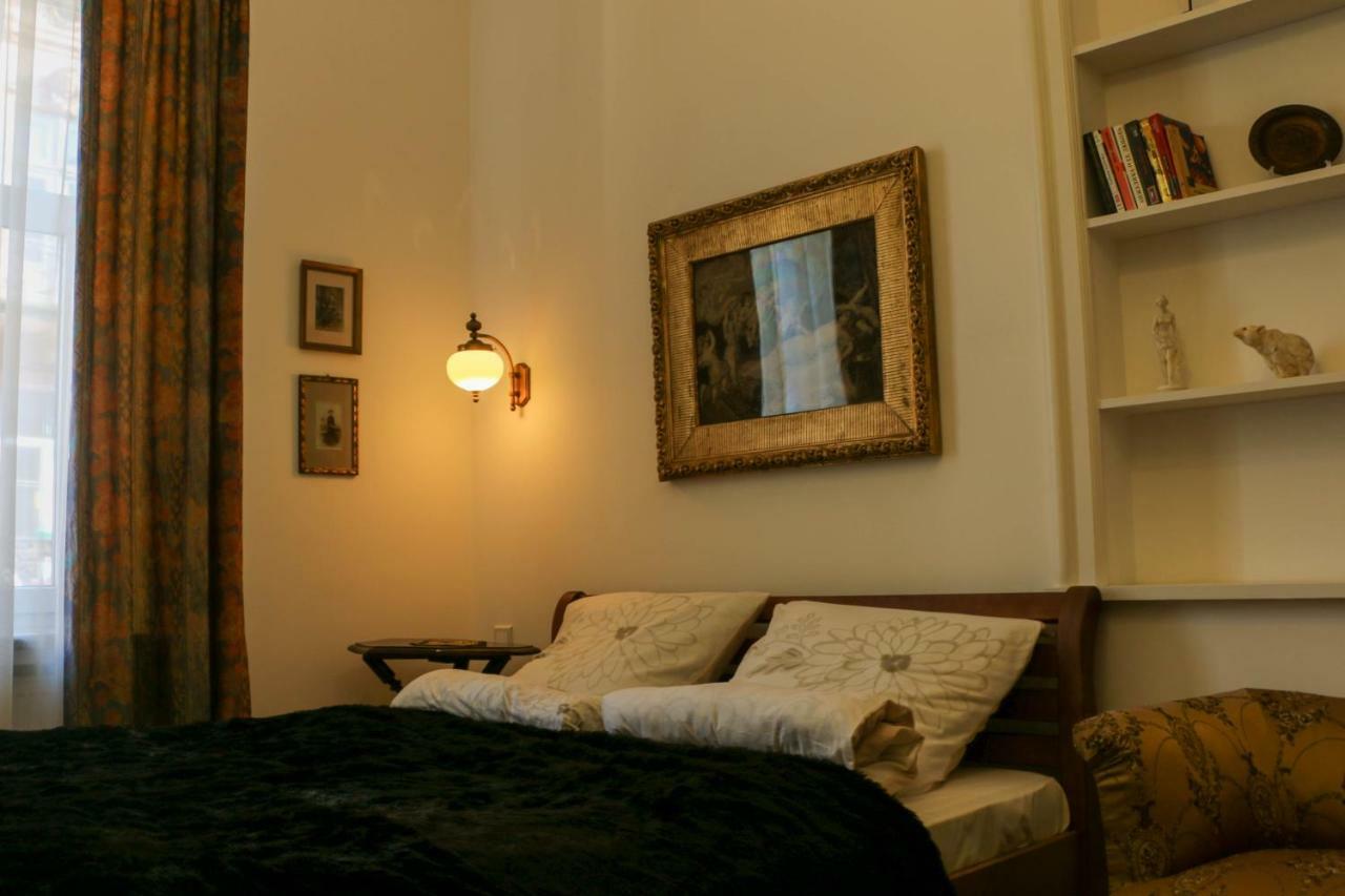 Apartment Antique *