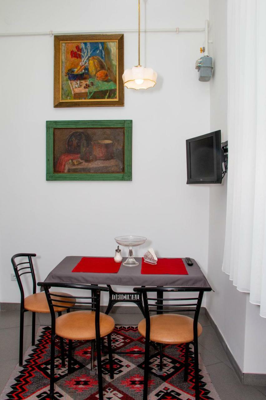 Apartment Antique *