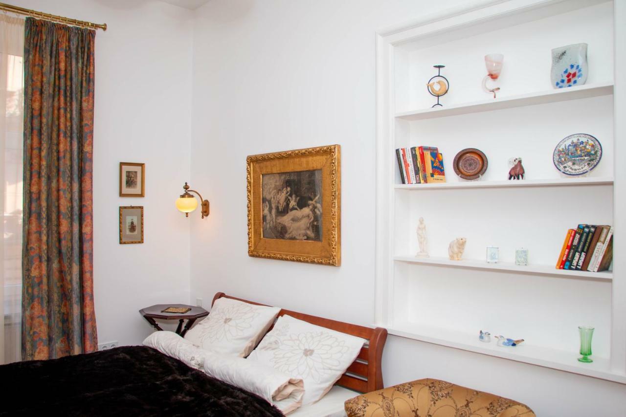 Antique Lemberg